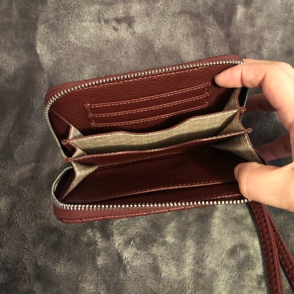 Small Wristlet - Picture 2 of 4